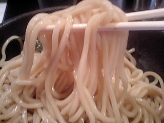 バッソドリルマン:麺