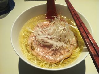 八積:Bee Hive(ビーハイブ)