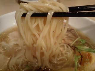 ふぅふぅ亭:麺