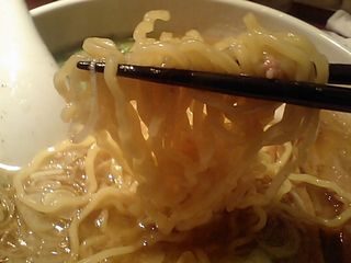 ガッチャ麺:麺