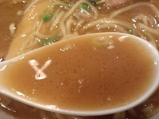 らーめん 上々 麹町店:スープ