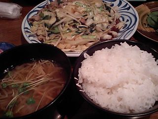 銀座 食事処 気楽