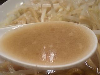 ラブメン楽々:スープ