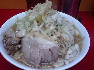 志木:モッコリ豚