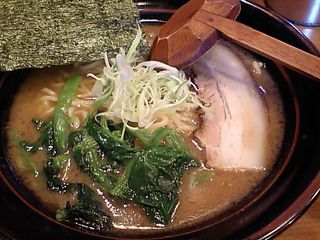 横浜豚骨らーめん むらさき