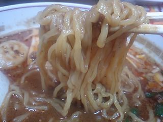黄金餃子:麺