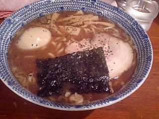 住吉:麺や 離宮(りきゅう)