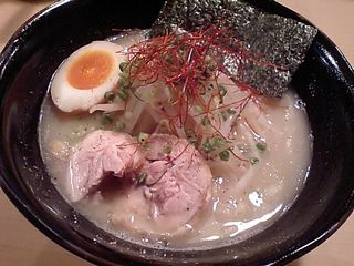 六本木:めんや 参○伍