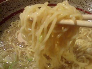 玉屋 成増店:麺