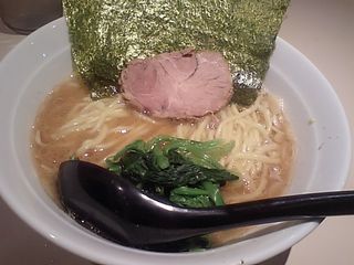 水道橋:横浜家系ラーメン 田中