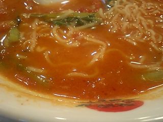 太陽のトマト麺