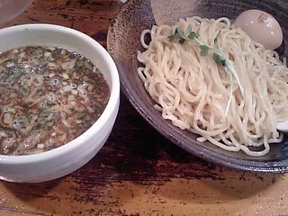 池袋:らーめんつけめん :鶏の穴