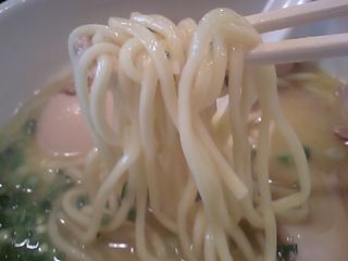 鶏の穴:麺