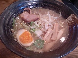 池袋:壺ラーメン