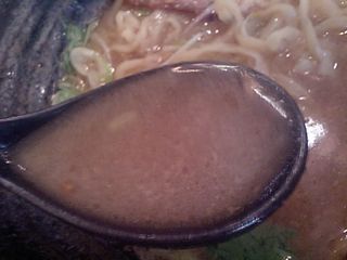 壺ラーメン:スープ